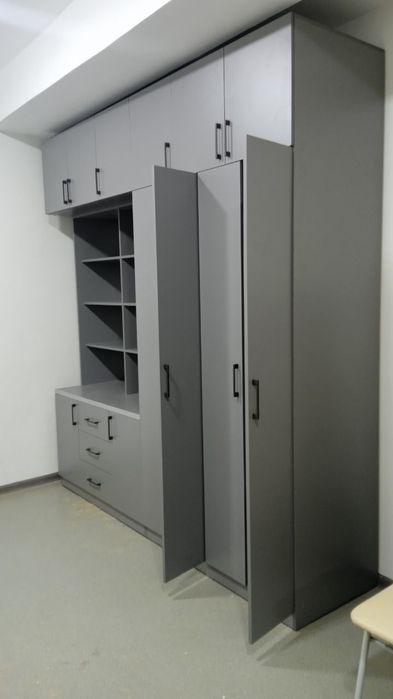 Shikaf  Kitob javon  zakasga va boshqa turdagi mebellar karpusnoy usta