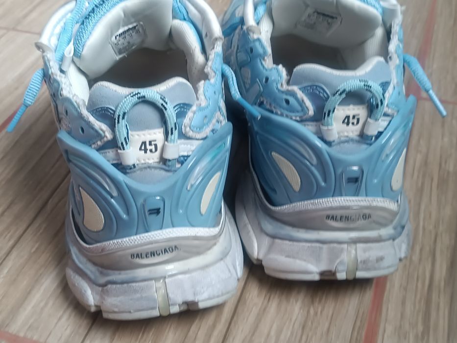 Balenciaga runner