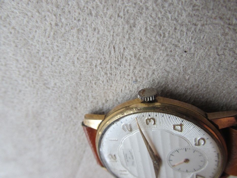 Стар колекционерски швейцарски часовник