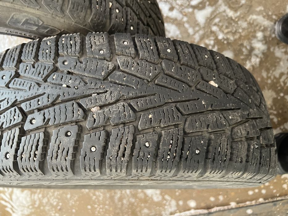 Продам зимние шина б/у