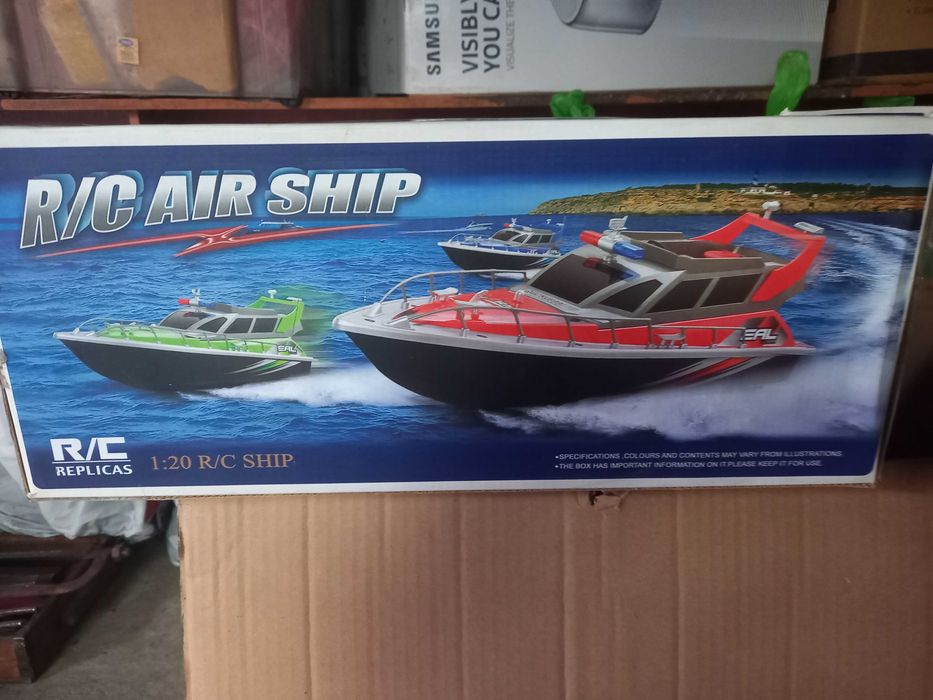 Радиоуправляемый катер