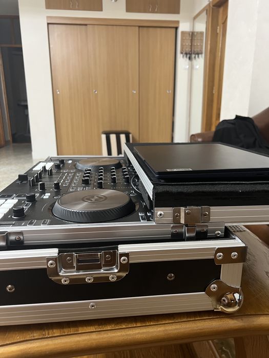 Consola Dj traktor kontrol s3