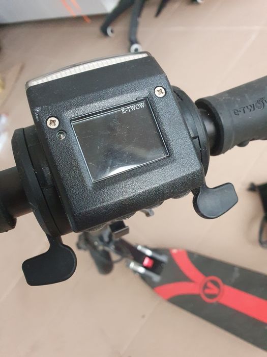 Trotineta electrica ETWOW Booster S2 - noua