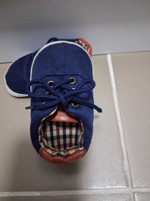 Продам Обувь на малыша