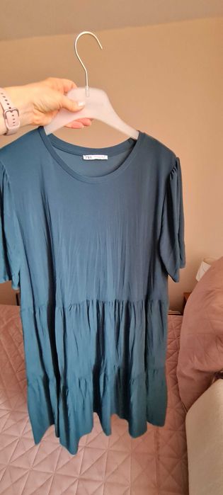 Rochie din vâscoză verde Zara