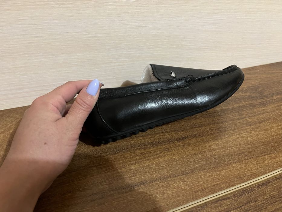 Детская новая обувь