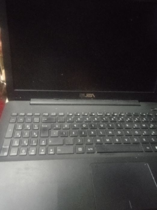 Продам ноутбук для запчасти
