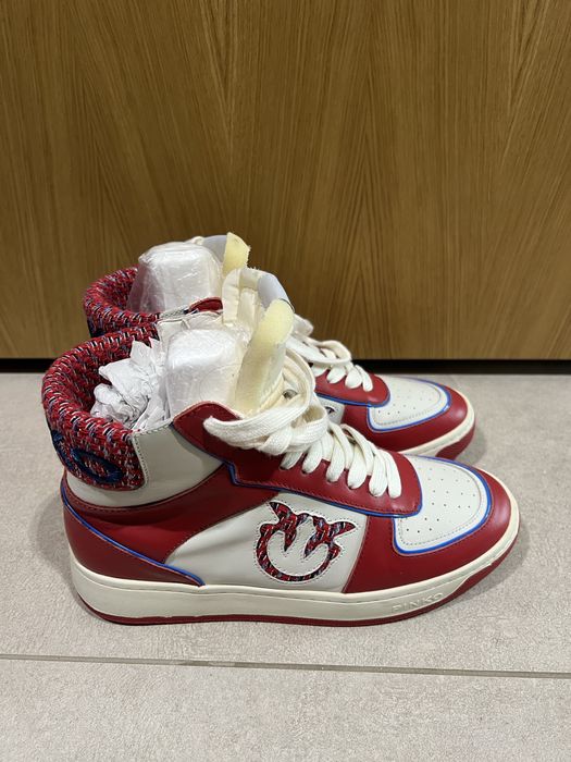 Маратонки Pinko.