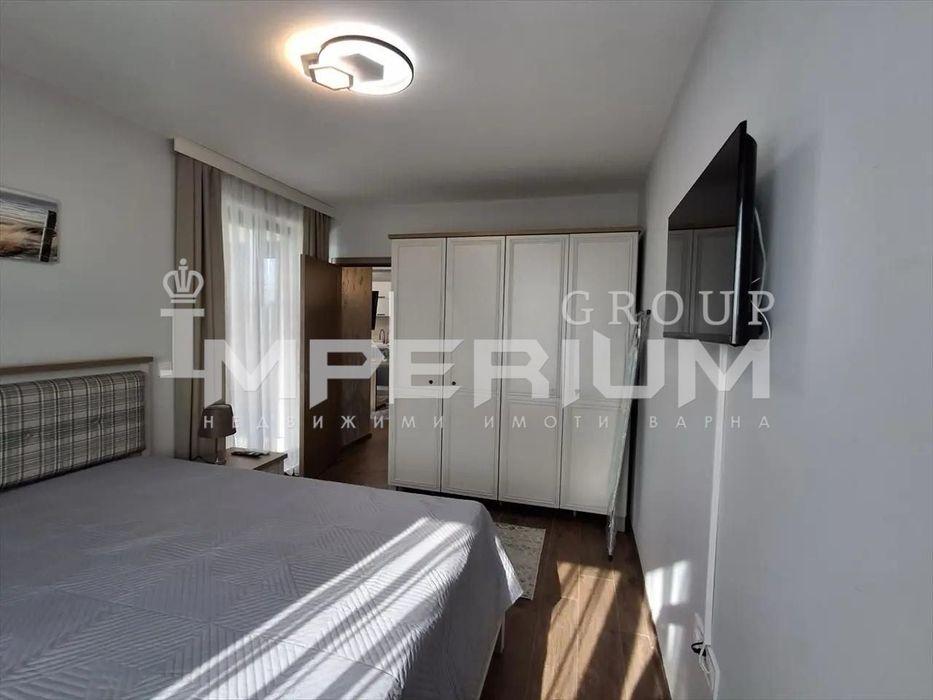 Дава се под наем Двустаен апартамент в Варна, Бриз - 70 кв.м за 867 € - Снимка #4