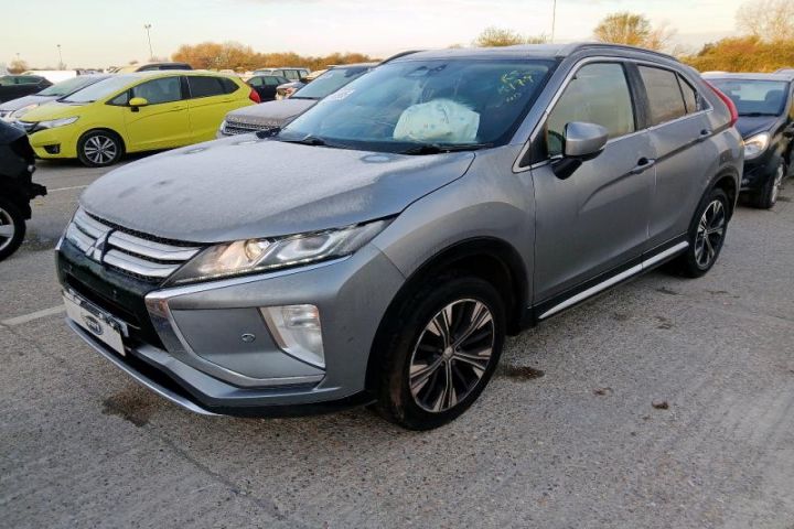 Dezmembrez Mitsubishi Eclipse Cross 1