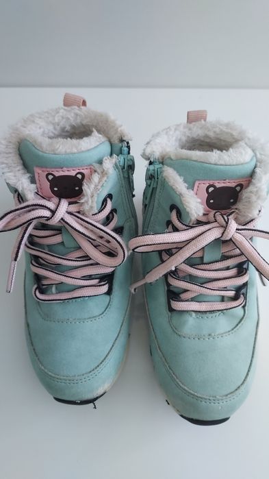 Детски боти Reserved