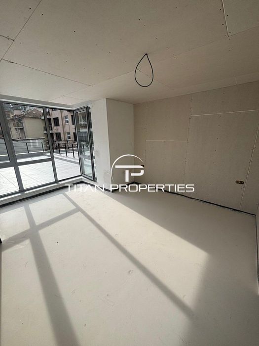 Лична Оферта! Двустаен апартамент с акт 16 в Центъра