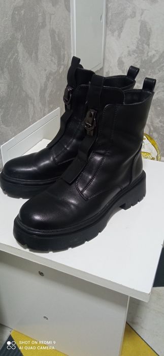 Етік сатылады көп киілмеген размері 38