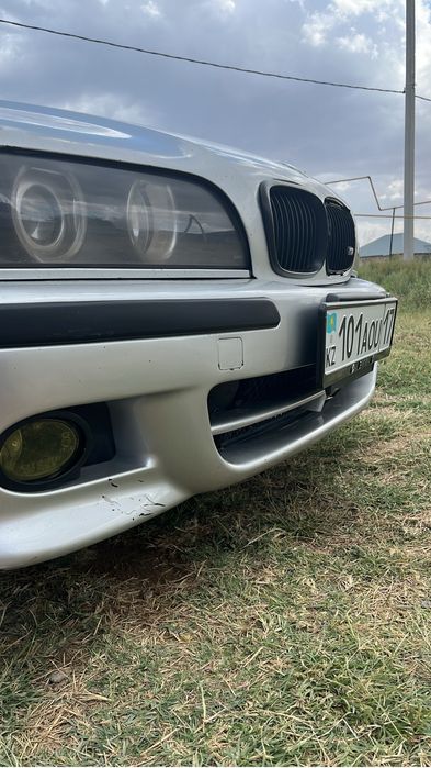 Продам Бэху в кузове Е39