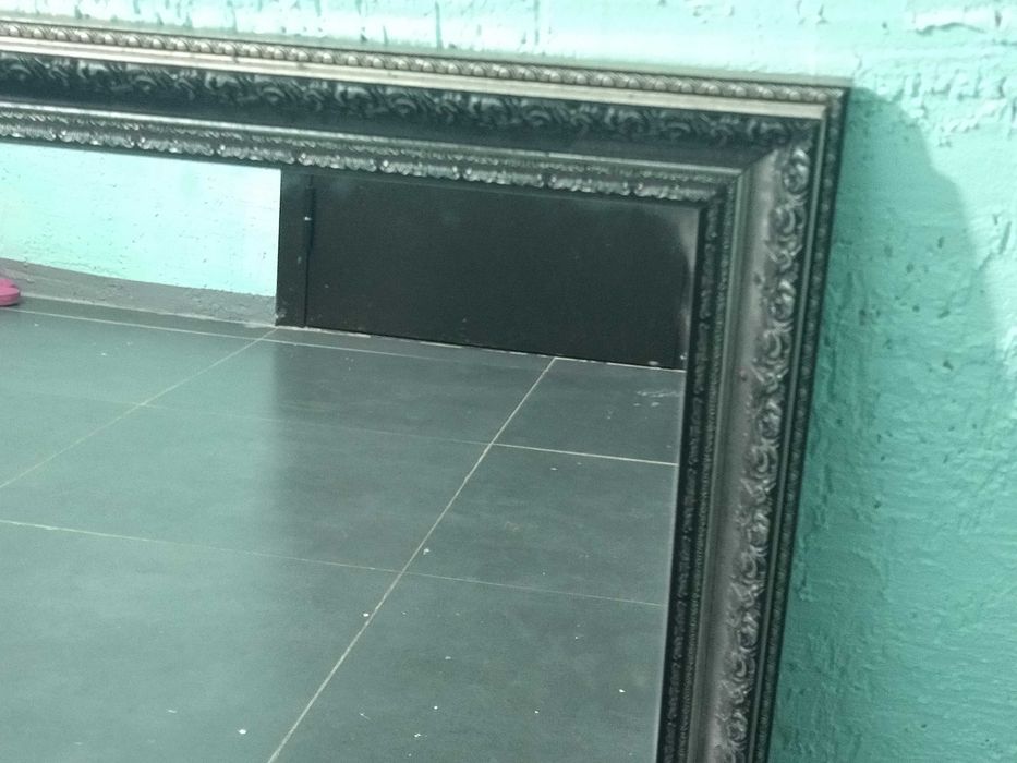 Зеркало настенное