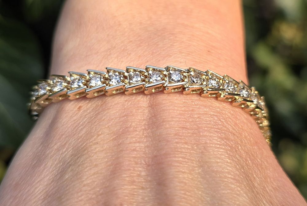 Brățară de aur galben cu diamante naturale 3,69ct. 21,10 grame