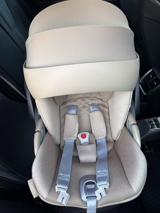 Столче за кола cybex cloud T i-size plus/ cozy beige/ гарация до 2028г