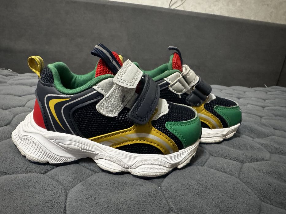 Обувь для мальчика 21-23 размеры