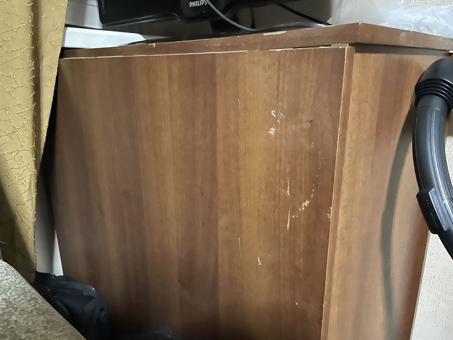 Продам стол книжка