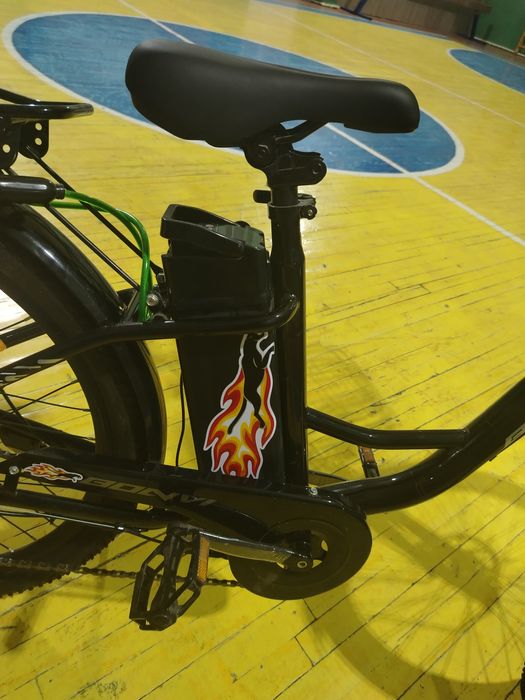 Yangi elektrli velosiped sovg'aga olgan edim