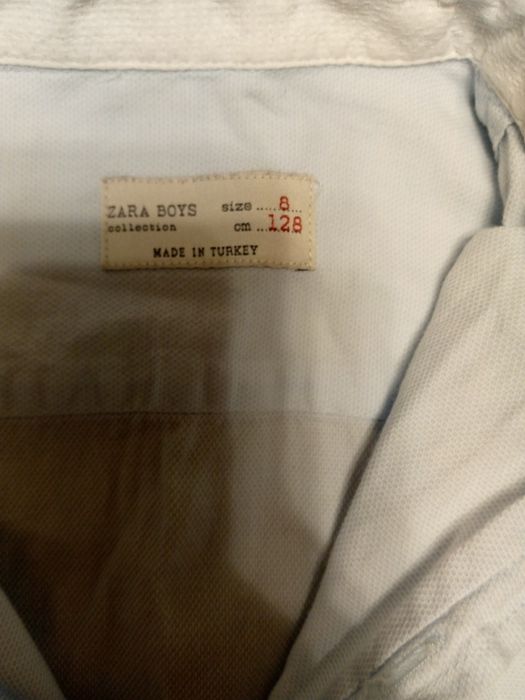 Рубашка,джинсы.        .