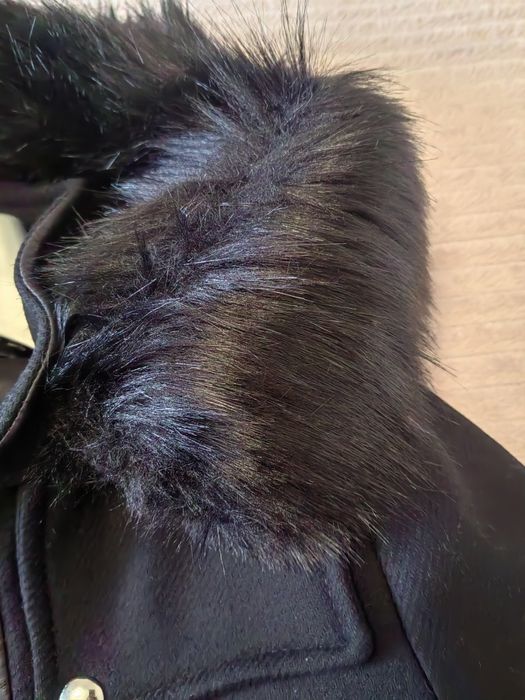 Дамско палто-ZARA-M-размер. 75%вълна