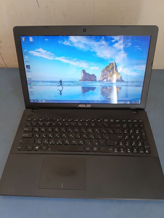 Ноутбук Asus 15,6