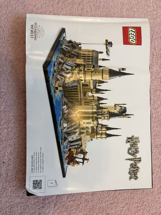 LEGO® Harry Potter™- Castelul Hogwarts™ si imprejurimile 76419, 2660 piese