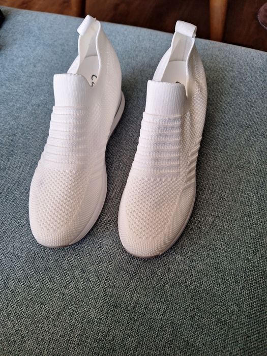 Бели кецове на платформа 7.5 см НОВИ