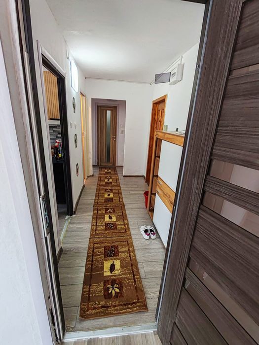 Vând apartament 55 mp