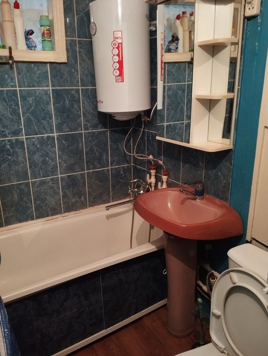 Продаеться квартира .