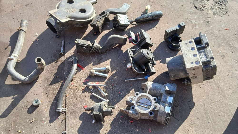 Stopuri și piese Opel corsa