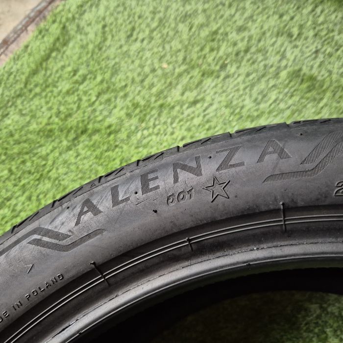 275 40 22 Bridgestone Alenza 2023
