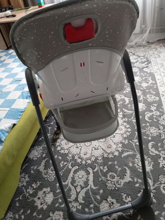 Продам стульчик для кормления