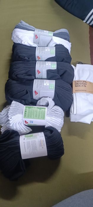 Дамско оформящо боди и нови чорапи по 10бр