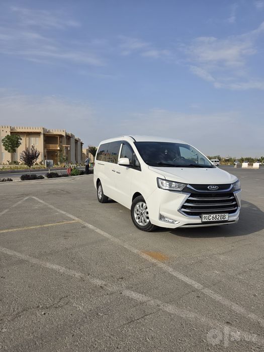 JAC M4 сотилади холади зор
