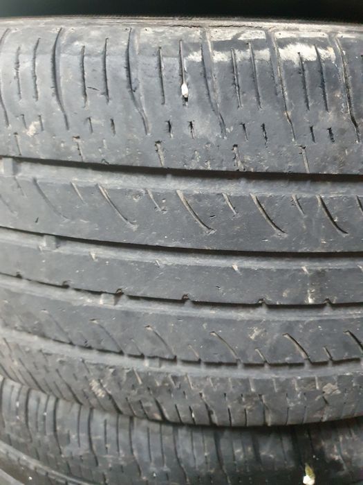 Продаю летние шины комплект