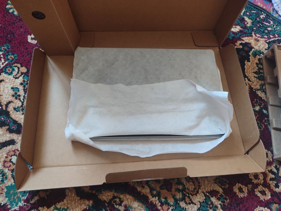 Янги ноутбук сотилади