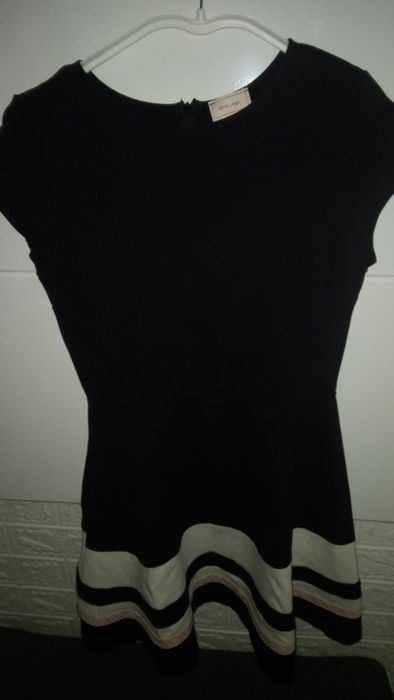 Дамски рокли размер М