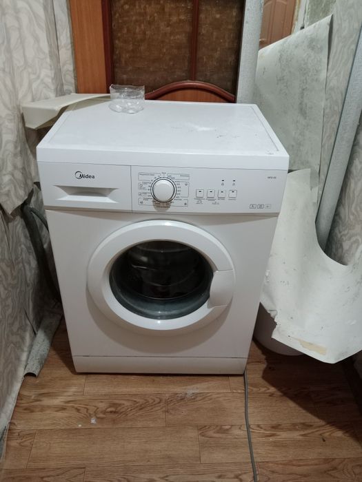 Продам стиральную машину