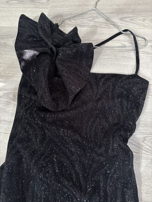 Черна ,къса рокля - марка Avin