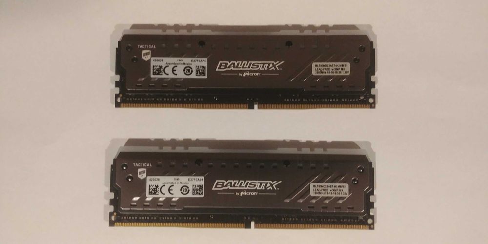 Procesor Ryzen 7 3700x + 16 GB DDR 4 3200MHz RGB Ilfov Popesti