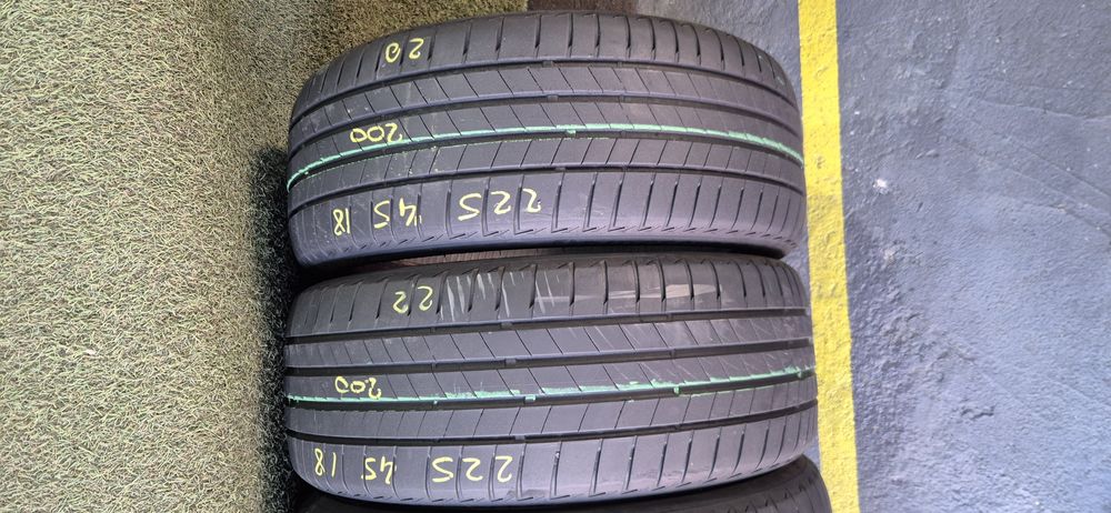 225 45 18 Bridgestone