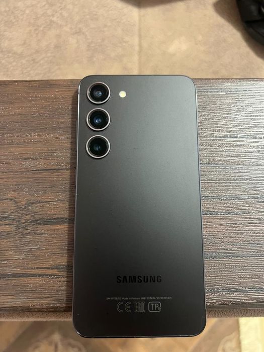 Самсунг с 23.   .