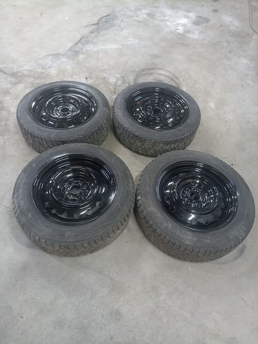 Продам комплект колес