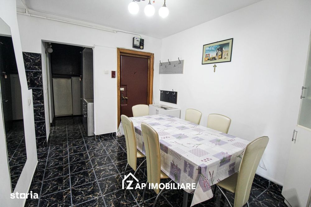 Dâmbul Pietros - Bulevardul 1848 - Ap 2 Camere Decomandat - Hol Pătrat