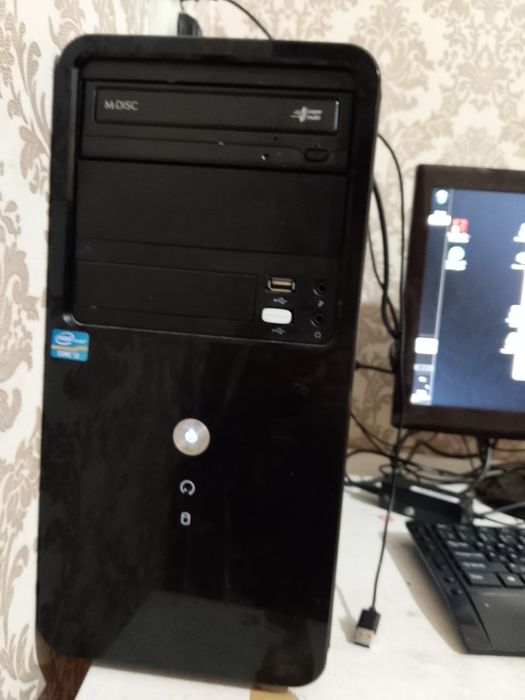 Продаю компьютер  СРОЧНА