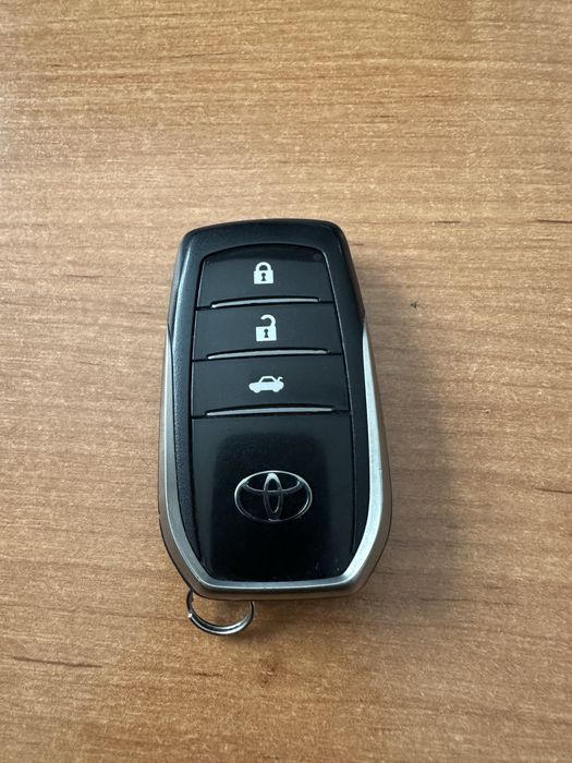 Ключ от камри 55 2017г