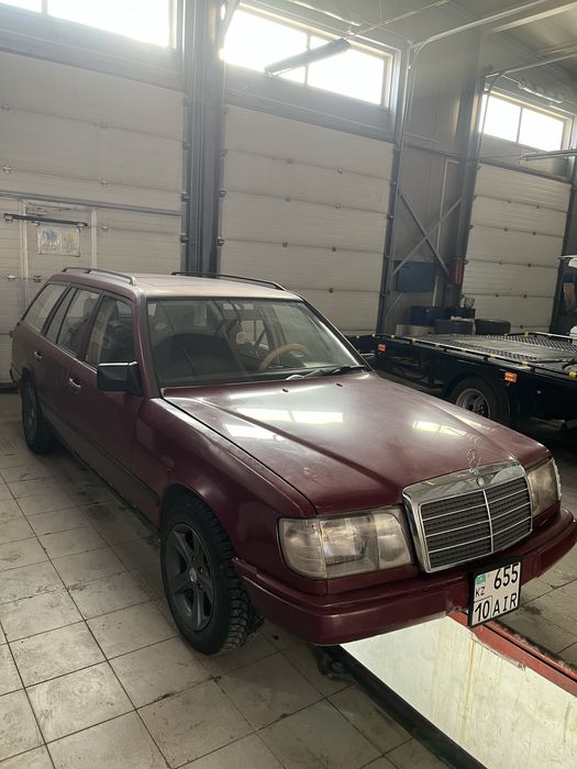 Продам Мерс 124 универсал