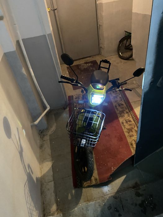 Продам скутер 120000тг 600w